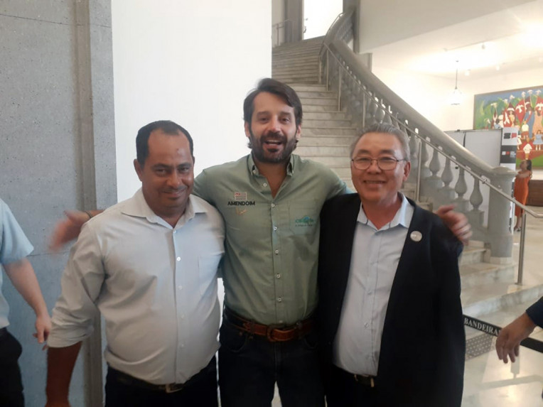 Prefeito Milton Japonês participa de evento de apoio ao setor agropecuário em São Paulo